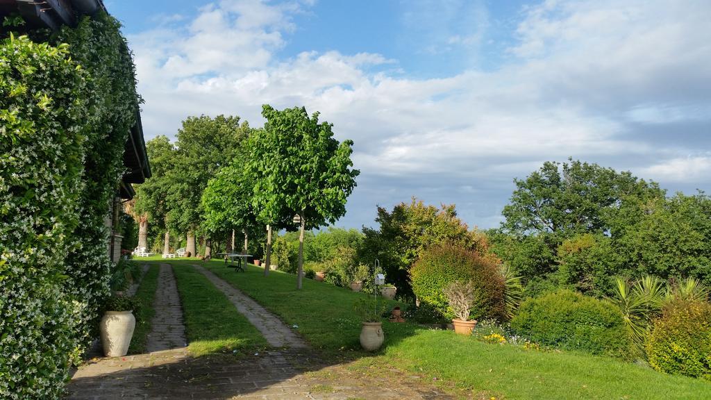 Bed and Breakfast Il Casale Del Sogno Ардеа Экстерьер фото
